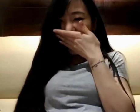 头条直播的娜塔莎,头条直播新晋人气王，魅力四射的直播风采