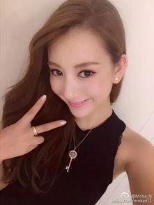 网红御御照片曝光,揭秘她的真实生活与美貌背后的故事